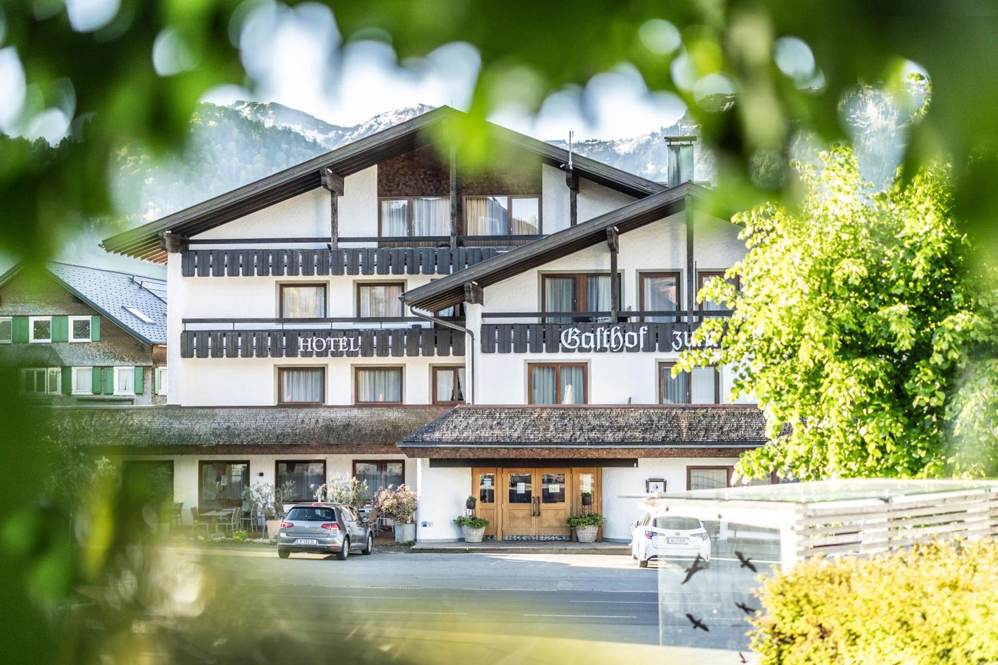 Hotel Loewen 林格瑙 外观 照片