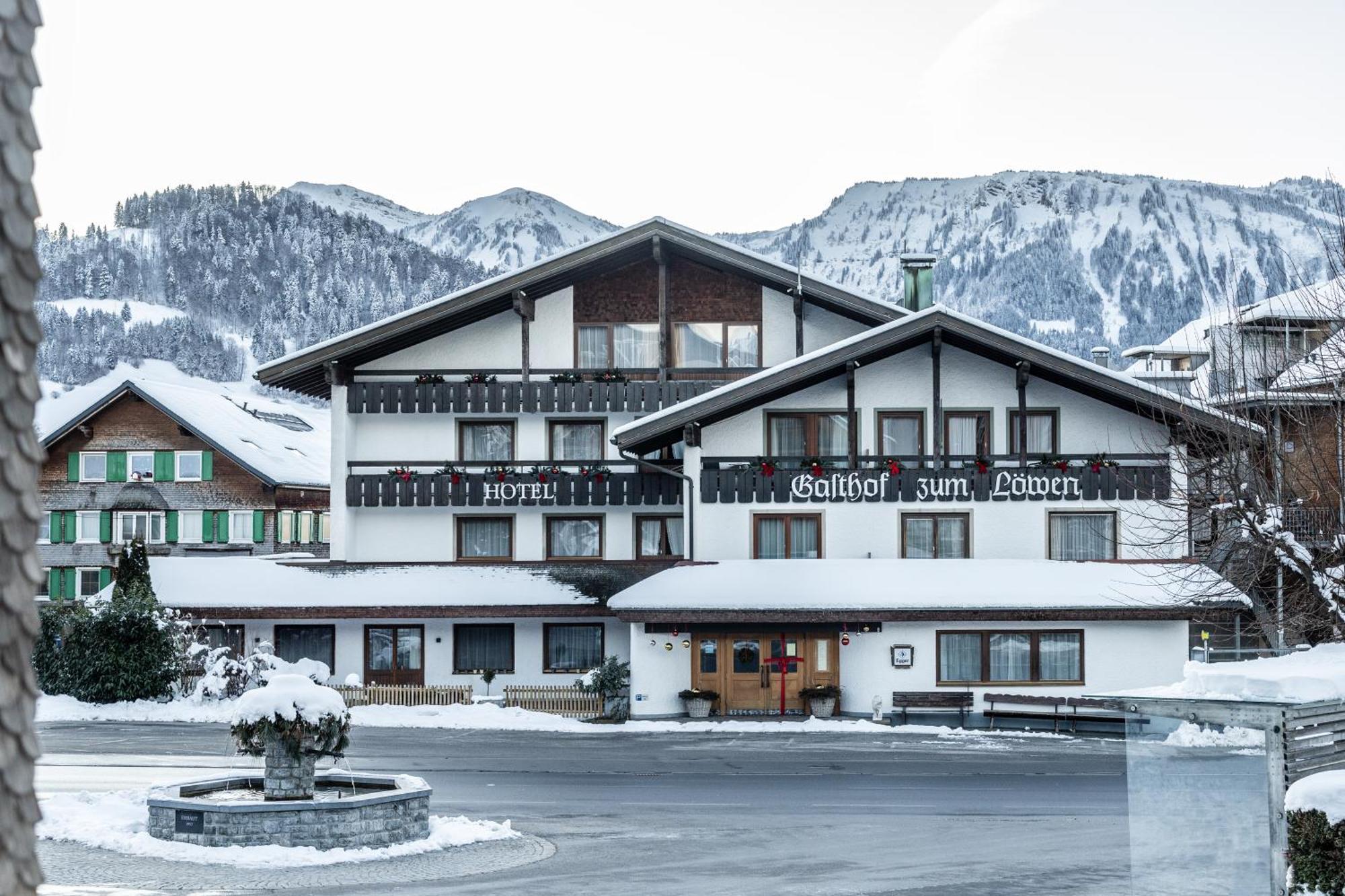 Hotel Loewen 林格瑙 外观 照片